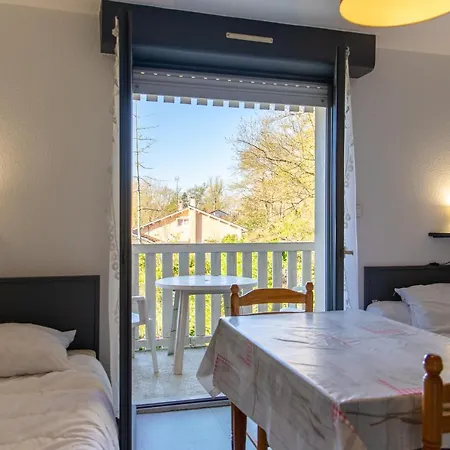 T1 A 300m Des Thermes De Apartment